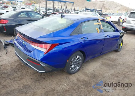 2024 Hyundai Elantra Sel z USA, uszkodzony, nr VIN KMHLM4DG0RU652666